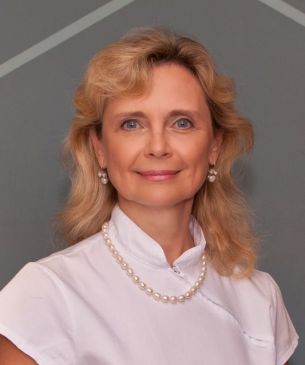 Dr. Kónya Zsuzsanna